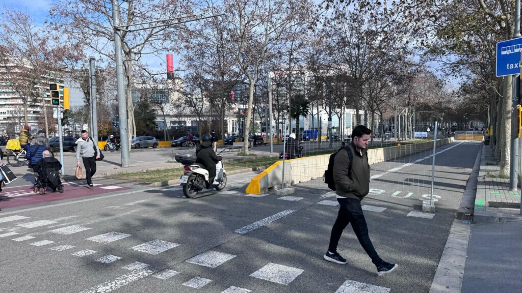 obres desdoblament Trambes&ograve;s 