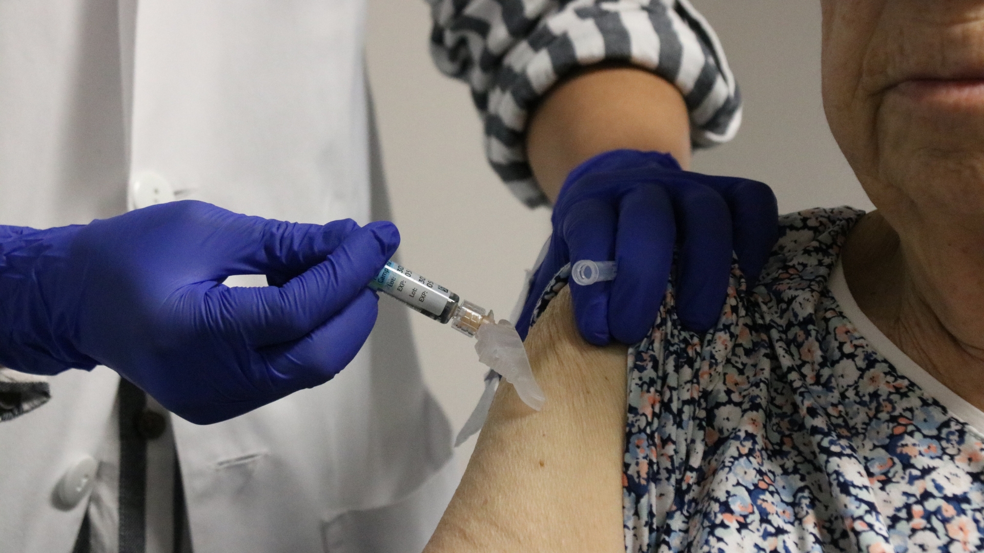 La taxa de grip es manté alta tres setmanes després d'arribar al pic | covid, grip, medicina, salut pública, vacunes