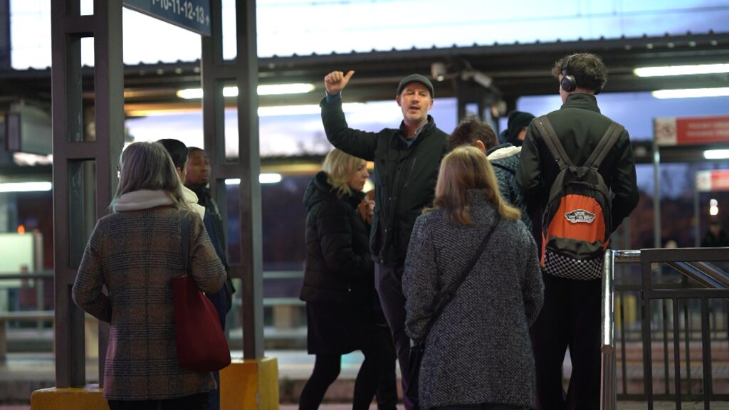 El periple dels usuaris de Rodalies el dia de la represa del servei: "Cada dia és una aventura" | Rodalies, tren
