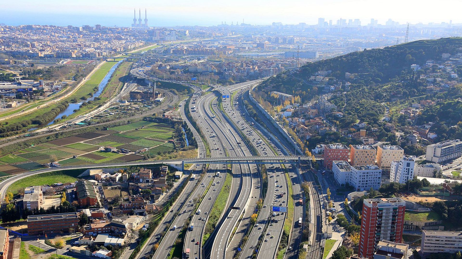 Aprovat el Pla director urbanístic metropolità, que preveu fins a 262.000 habitatges fins al 2050 | infraestructures, mercat immobiliari, transport públic, treballadors