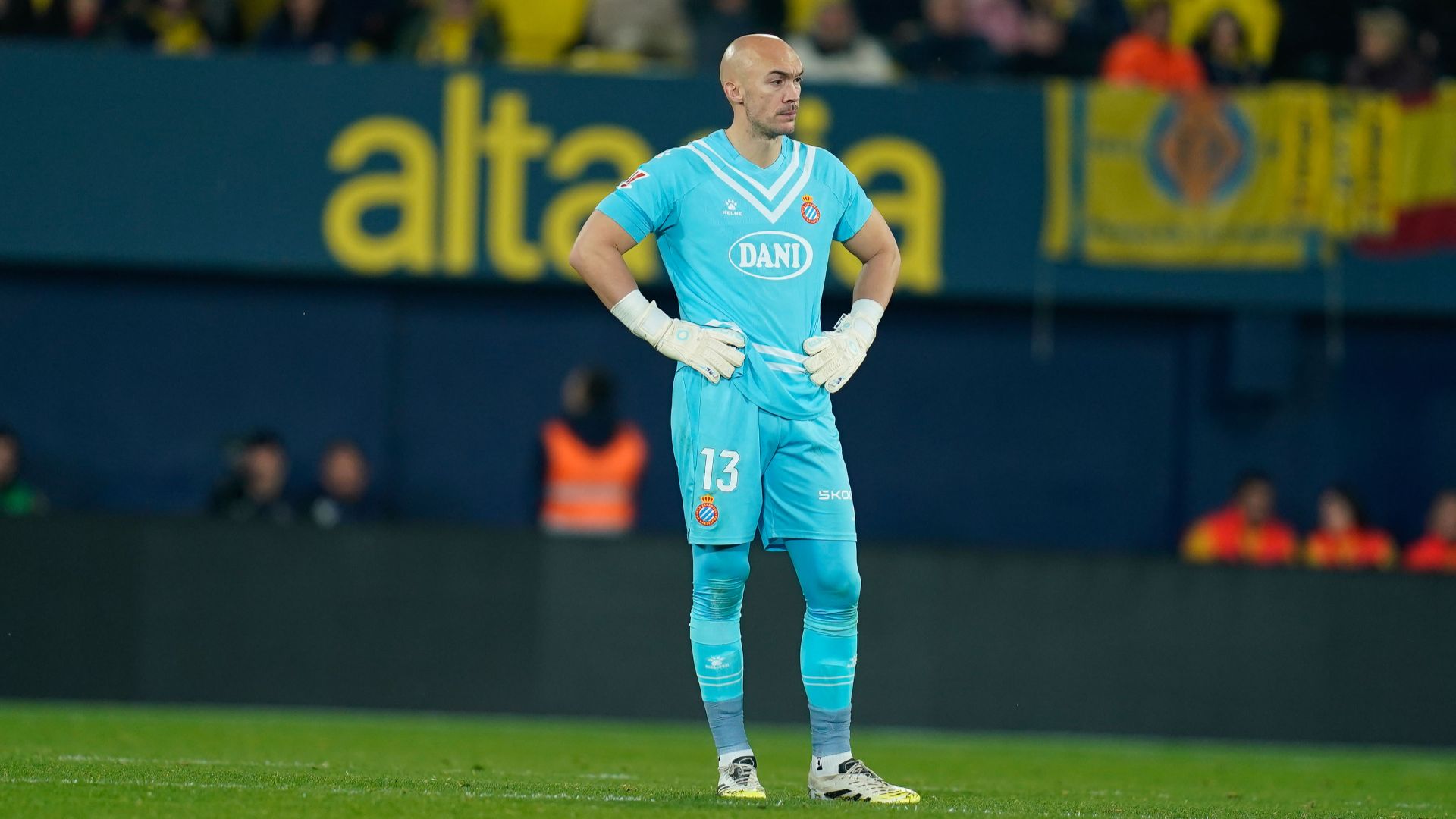 Espanyol dessagna defensivament