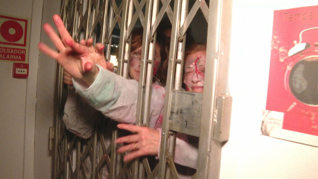 El primer "escape room" comunitari de la Pau, tot un èxit  | Barris, entitats, joves