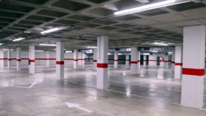 Barcelona vol impulsar la càrrega i descàrrega en aparcaments subterranis