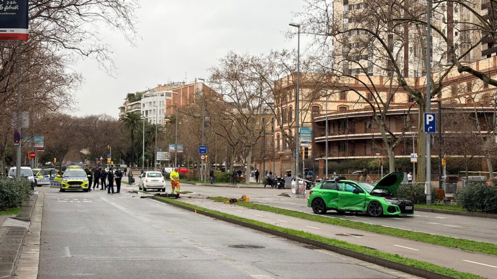 accident passeig de Sant Joan