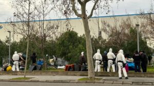 Desallotgen una part de l’assentament de la Zona Franca per la proliferació de rates