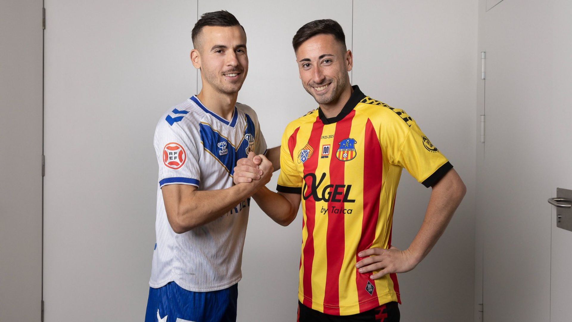 Jordi Cano i Albertito participen a la campanya de recollida sang de l'Europa i el Sant Andreu