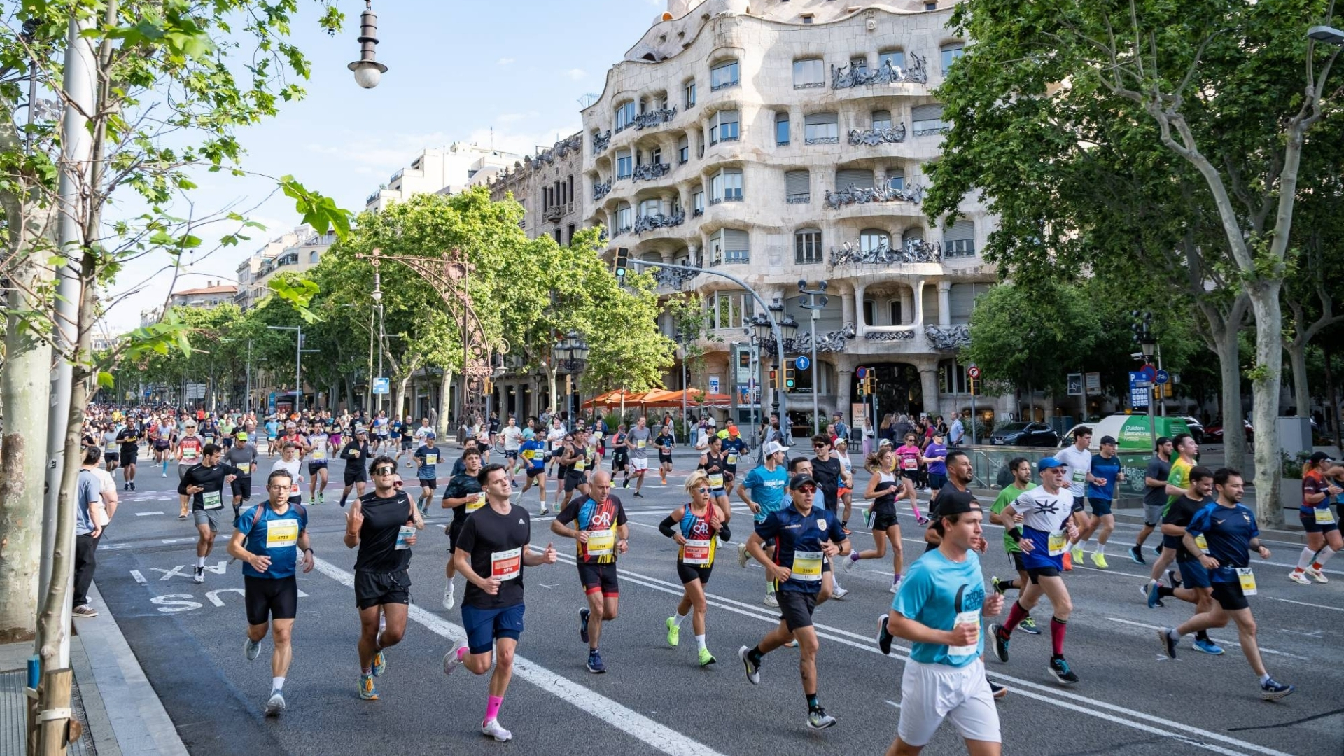 Cursa El Corte Inglés a Barcelona al pas per La Pedrera