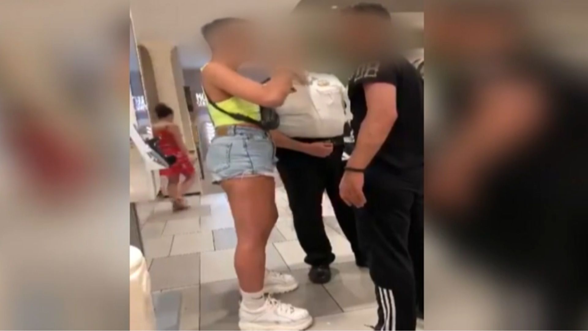 El TSJC avala l'absolució d'un home acusat d'una agressió homòfoba en un McDonald’s de Barcelona | Audiència de Barcelona, homofòbia, sentència, TSJC