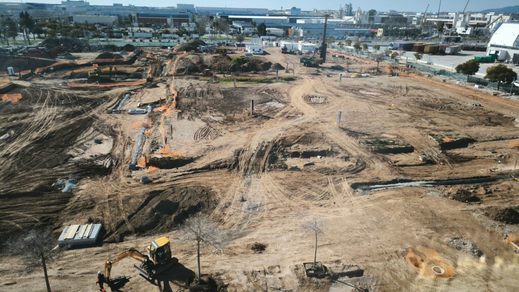 L'empresa líder en robòtica industrial Estun aterra al DFactory, a la Zona Franca | emprenedors, empresa, innovació, noves tecnologies, robòtica