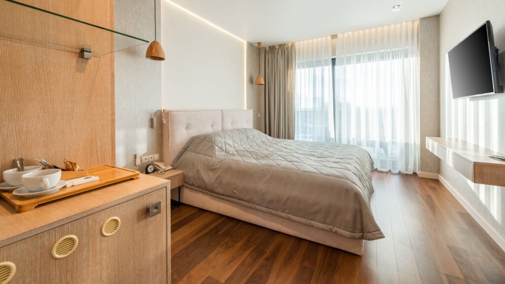 Neguit al Gremi d'Hotels per la pujada de la taxa turística: "Hi ha una gran preocupació" | hotels, impostos, taxa turística, viatges