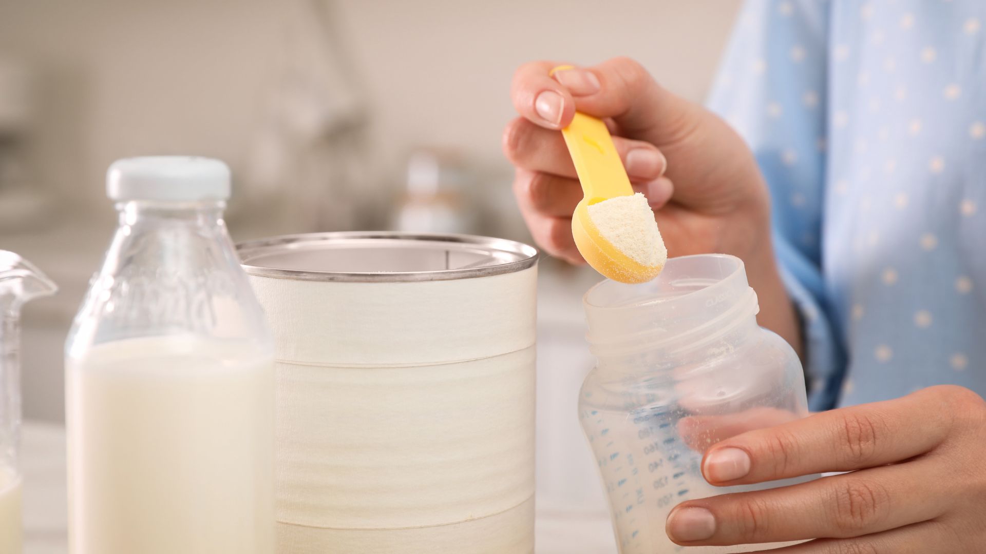 llet de fórmula contaminada per una toxina hospitalitza 13 nadons