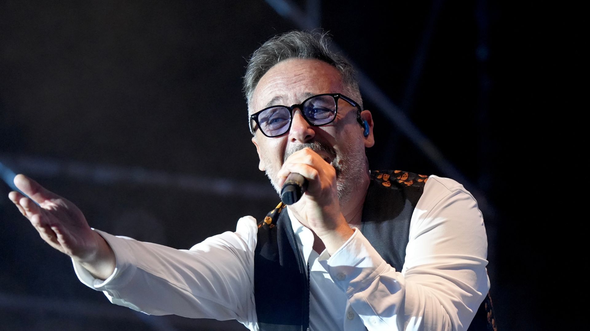 Love of Lesbian "abaixa el teló per un temps" | música en directe, música pop