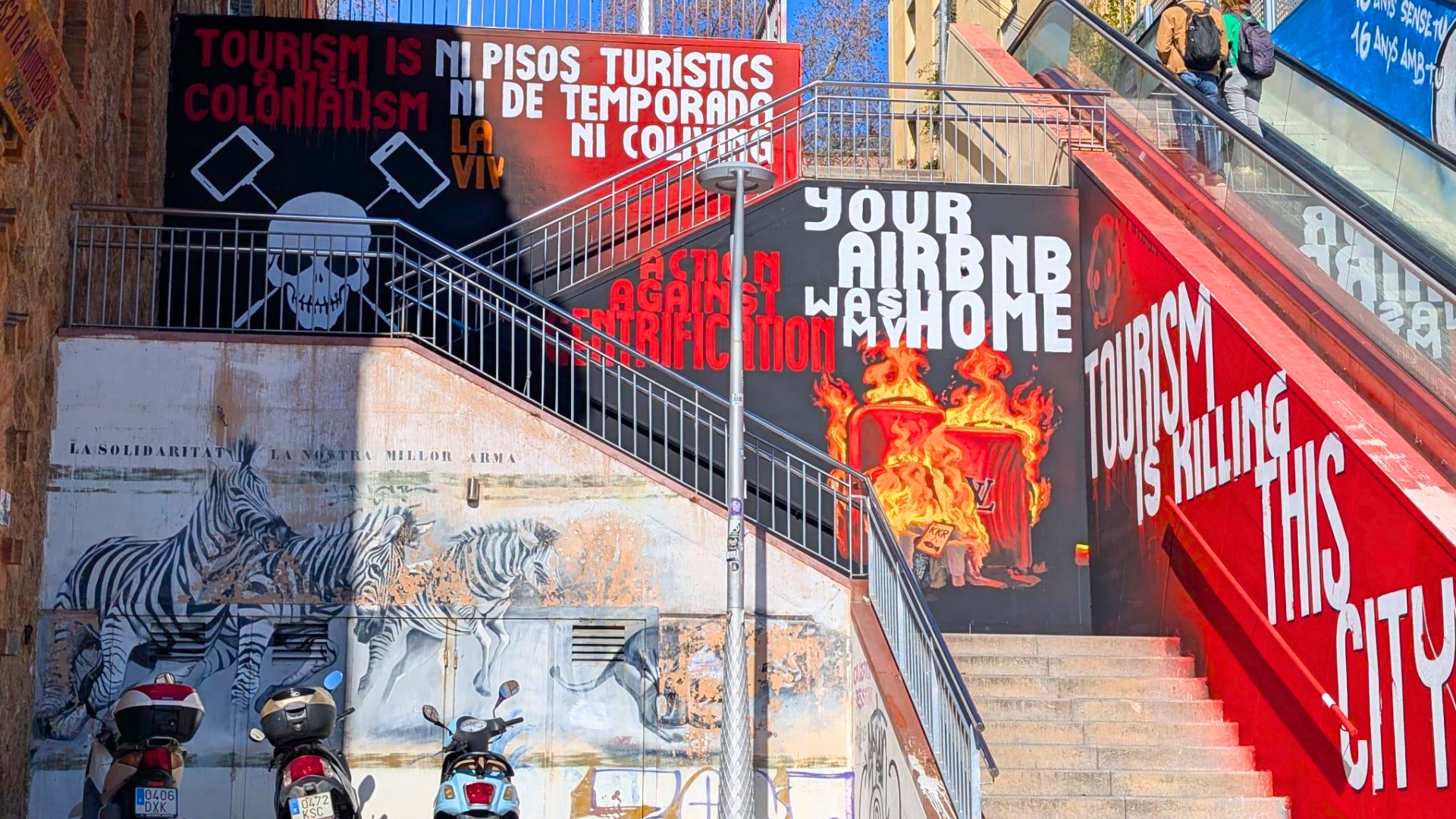 mural roc blackblock turisme