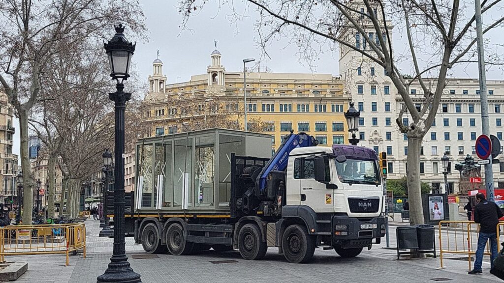 Així són les noves parades de les floristes de la Rambla | Ajuntament de Barcelona, floristes, la Rambla, obres, remodelació