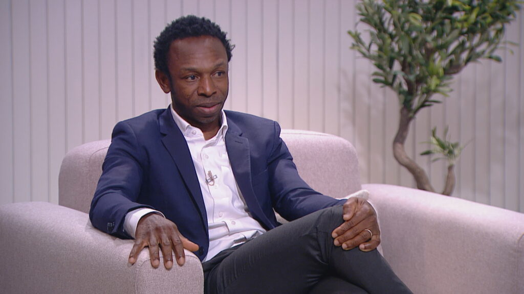 Ousman Umar: "Si m'alimentes la ment menjaré 100 anys" | migrants, ONG, solidaritat