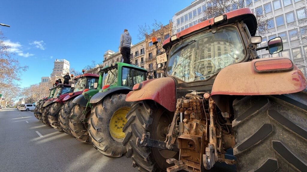 tractorada pagesa Gran Via Barcelona