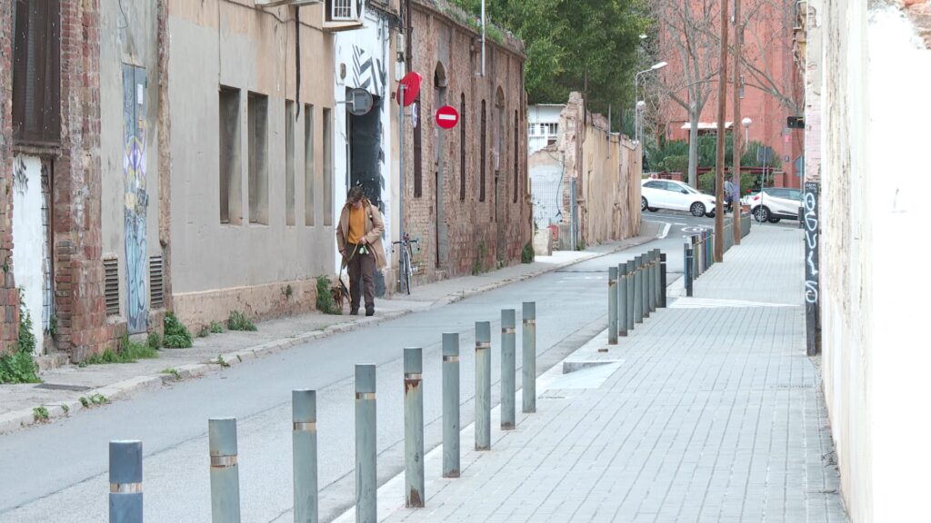 El veïnat del Clot troba a faltar equipaments al Pla de millora urbana del carrer de la Verneda | Barris, queixes veïnals