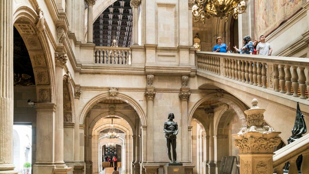 Com pujar gratis al mirador de l'Ajuntament de Barcelona per Santa Eulàlia 2026? | Ajuntament de Barcelona, cultura popular, Festes de Santa Eulàlia