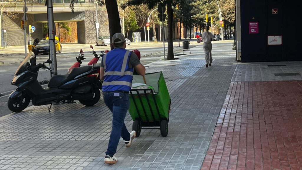 perm&iacute;s retribu&iuml;t alertes