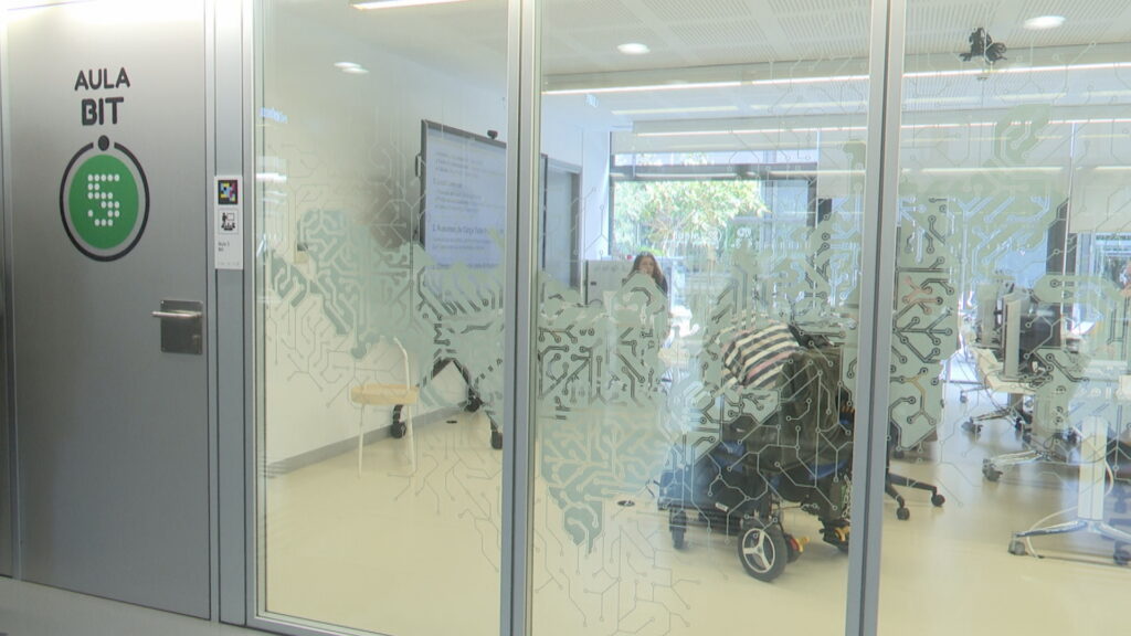 L'ONCE i Barcelona Activa formaran persones amb discapacitat en IA, ciberseguretat i dades | Barcelona Activa, discapacitats, formació, ONCE
