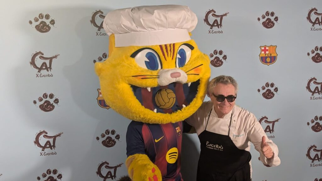 Christian Escribà i CAT, la mascota del Barça