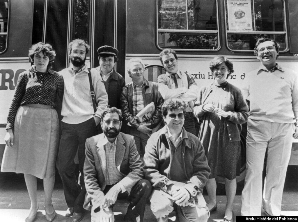 Les xemeneies del Poblenou, protagonistes de la celebració del 50è aniversari de l'arxiu històric | Barris, entitats, memòria històrica