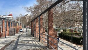 Detinguts tres homes per un agressió sexual grupal a una menor a la Sagrera