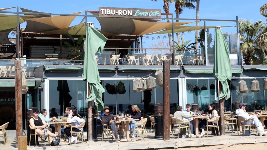 El sector turístic preveu una Setmana Santa amb alta ocupació i la neu i el bon temps com a reclam | hotels, restauració, Setmana Santa, vacances