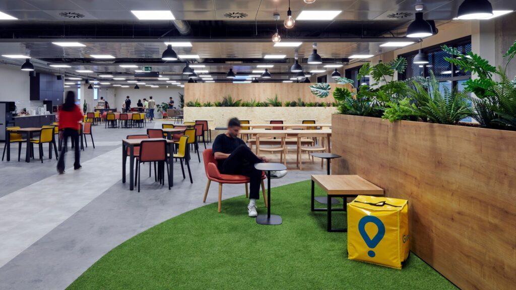 Glovo anuncia un ERO que afecta 750 repartidors després de deixar el model de "riders" autònoms | ERO, laboral, treballadors