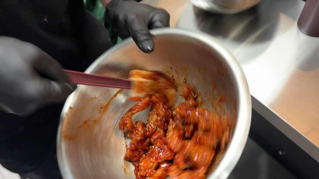 Rice dog: La salsitxa coreana coberta d'arròs que ja es menja pels carrers de Barcelona | cuina, Ingredients, Receptes