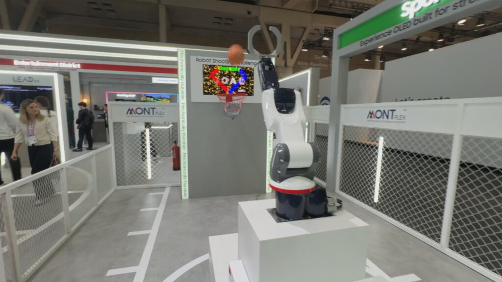 Una "smart city" de butxaca, satèl·lits barcelonins i pantalles flexibles al MWC 2026 | Fira de Barcelona, l'Hospitalet de Llobregat, Mobile World Congress, noves tecnologies