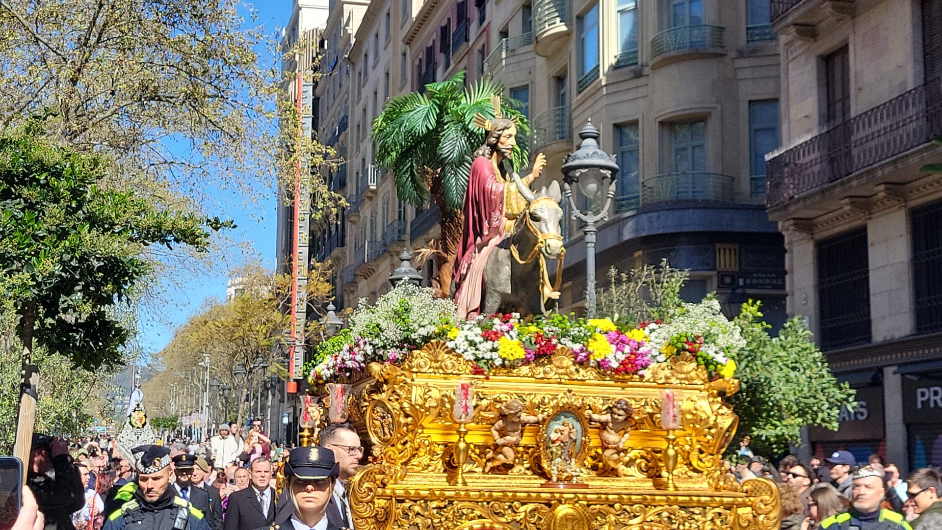 Repassem el vocabulari de la Setmana Santa en català per no perdre la fe en la llengua | català, llengua, Mots endiumenjats, Setmana Santa