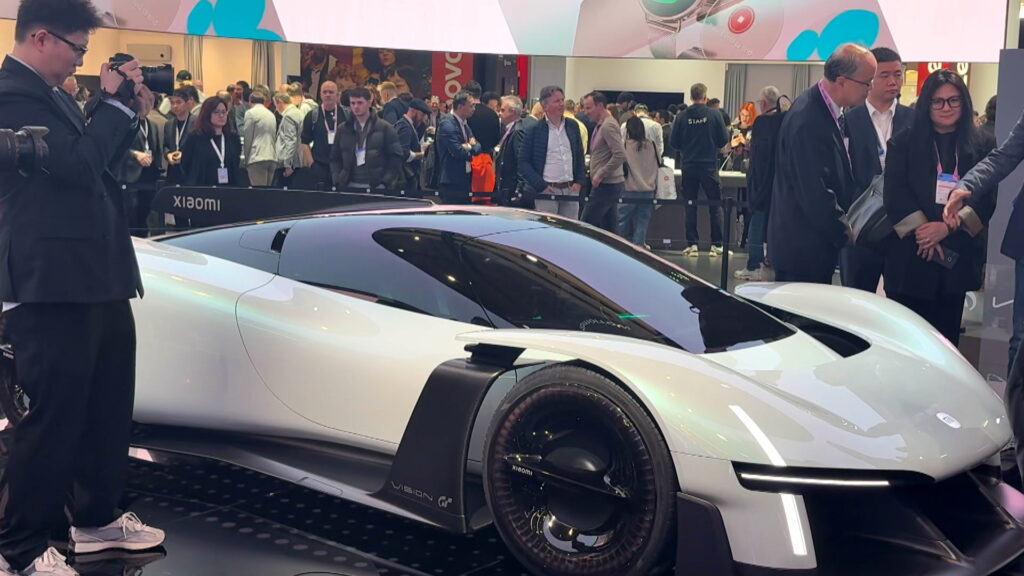 MWC 2026: un mòbil robot, aeroports més intel·ligents i novetats en "smartphones" | Fira de Barcelona, Mobile World Congress, noves tecnologies