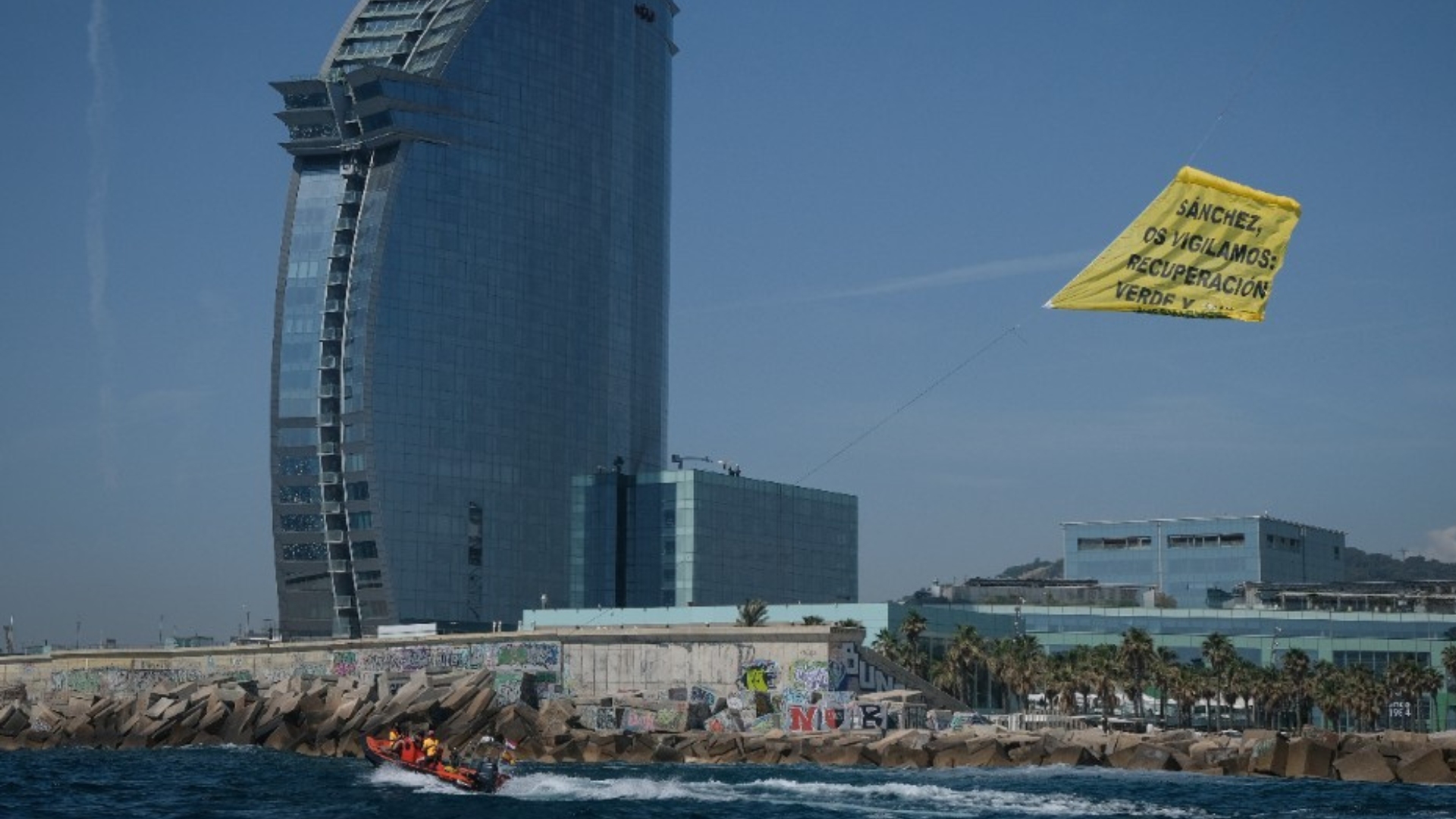 absolen activistes Greenpeace protesta hotel W