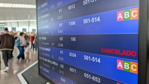 Barcelonins atrapats a l’Orient Mitjà comencen a arribar a casa: “No vull anar de vacances mai més”