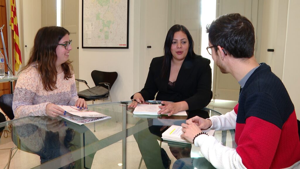Sara Belbeida: "Vinc amb ganes de trepitjar carrer i escoltar les demandes veïnals" | Ajuntament de Barcelona, política municipal