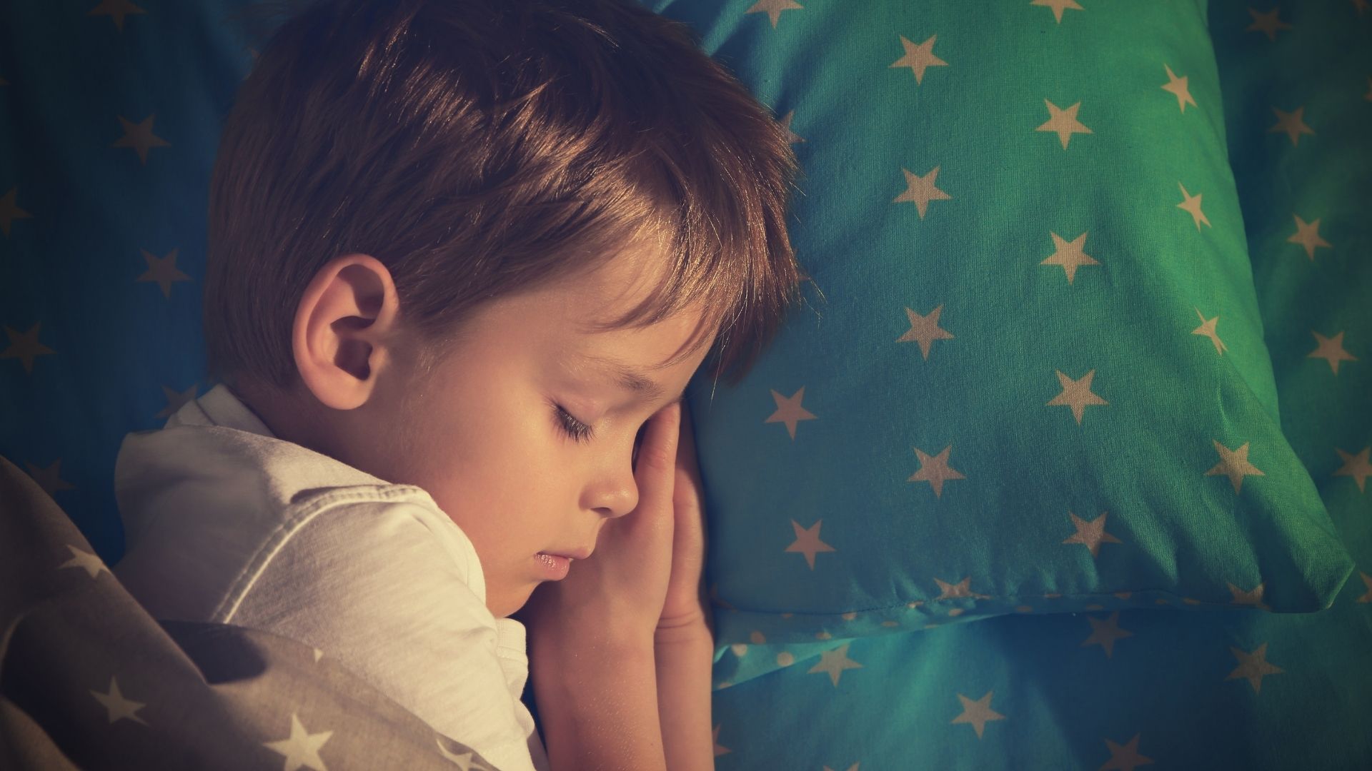 Contes en català per anar a dormir: la llista a Spotify de betevé amb històries de tota la vida | betevé, infants, noves tecnologies
