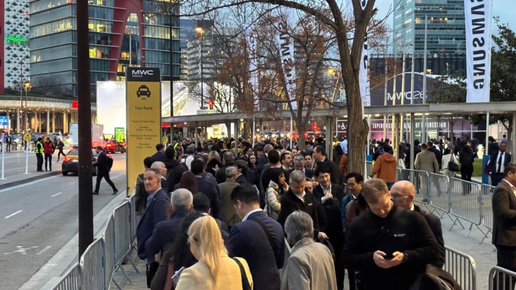 cues taxi sortida MWC 2026 Barcelona 