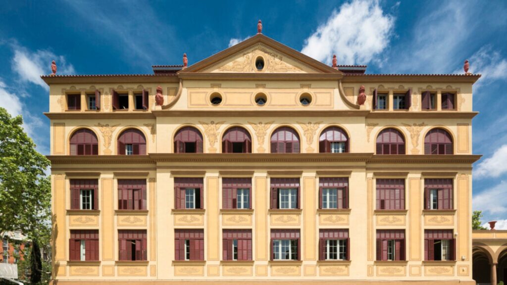 Escola Ramon Llull