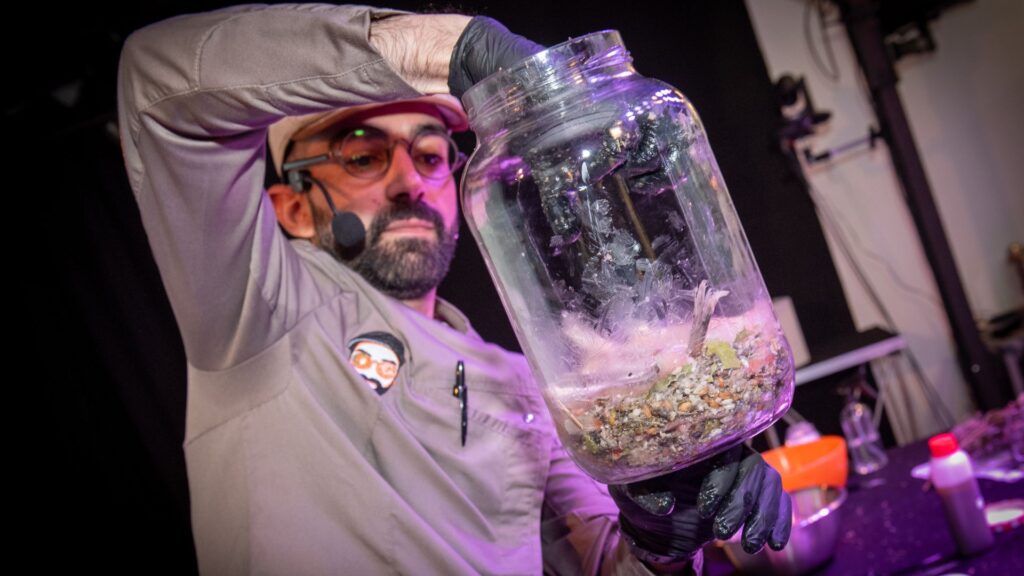 El FRMNT Festival creix: tasta-hi cervesa amb vitamina D, gelats i pastís de formatge amb koji | alimentació, festival, restauració, sostenible