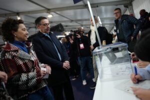 L'ex president Josep Maria Bartomeu ha exercit el seu dret a vot