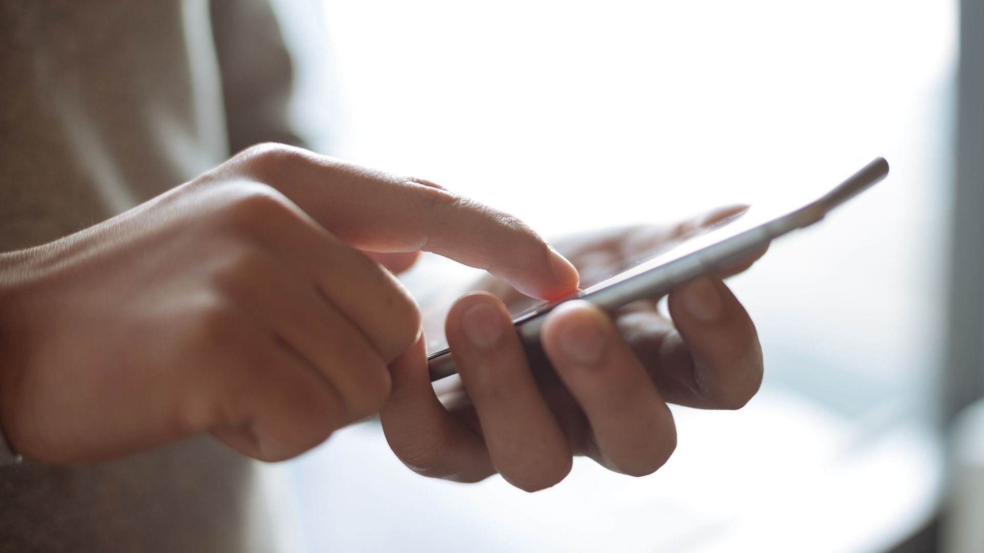 Repunten els robatoris de comptes de WhatsApp: aquests són els consells dels Mossos per evitar-los | estafa, estafes, Mossos d'Esquadra, noves tecnologies, seguretat, telefonia mòbil