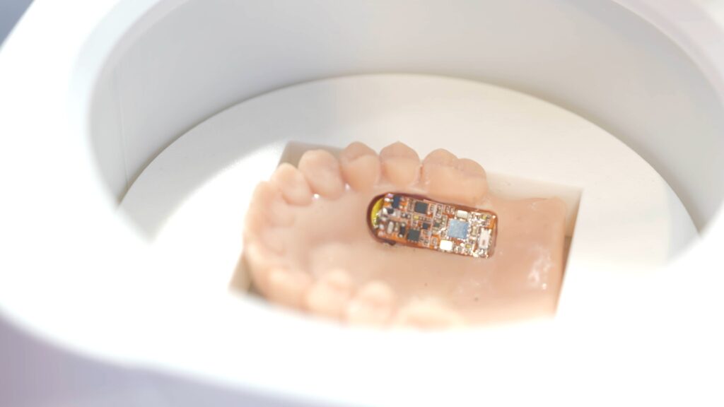 Robots estudiosos, dentadures geolocalitzades i cinturons hàptics al MWC 2026 | Mobile World Congress, noves tecnologies, robòtica, tecnologia