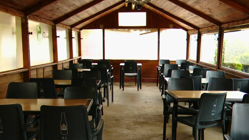 sala buida asador casa Juaco