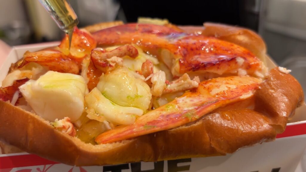 Lobster Roll Barcelona: l'entrepà de llagosta per endur-se per als amants del marisc | cuina, Ingredients, Receptes