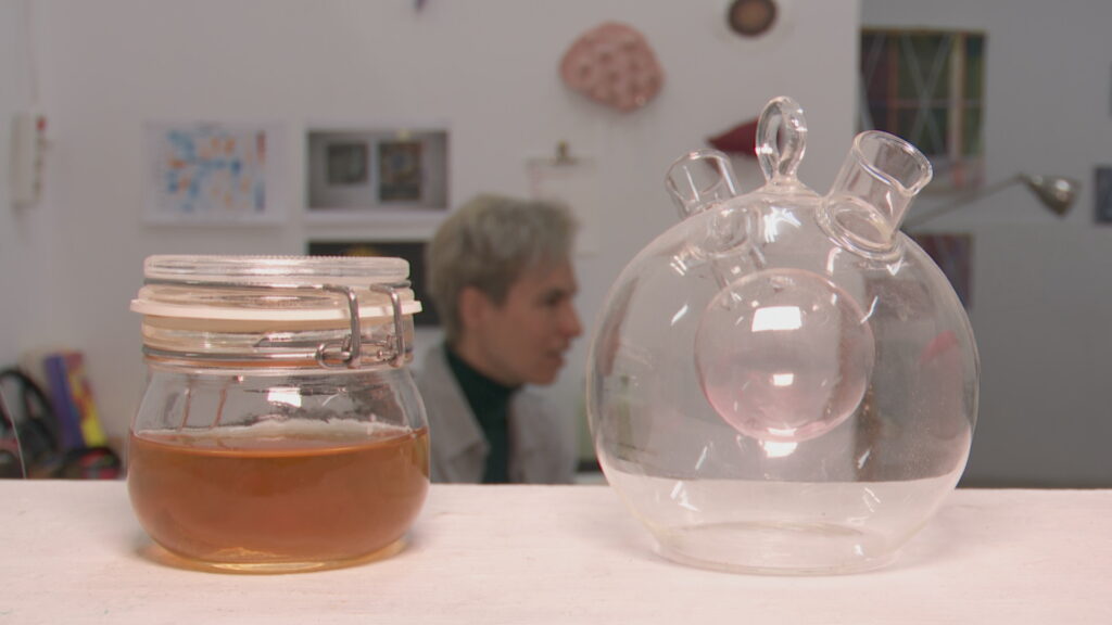 L'art més emergent, a betevé: els finalistes del festival Lluerna, a 'La brama' | art contemporani, festival, Fundació Joan Miró
