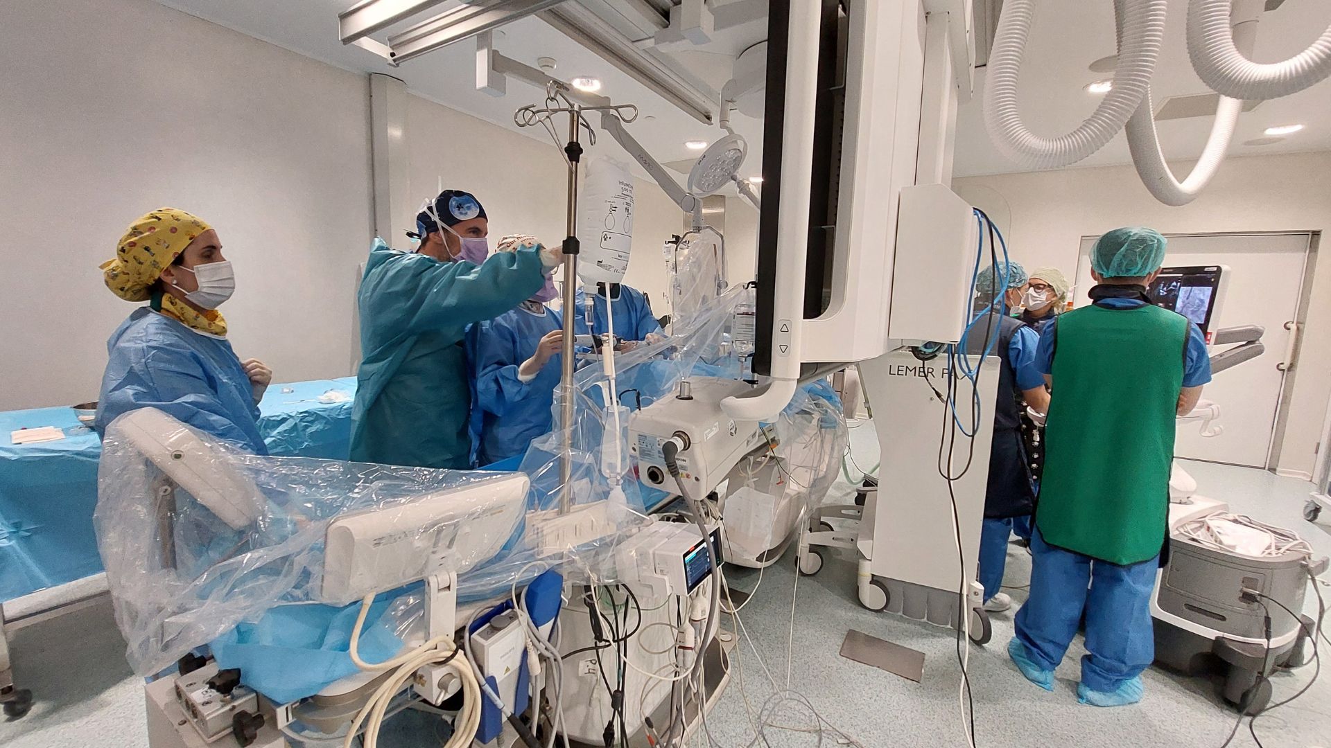 Sant Pau implanta per primer cop amb catèter una pròtesi que substitueix la vàlvula mitral del cor | cardiologia, Hospital de Sant Pau, hospitals, noves tecnologies
