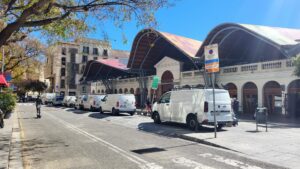 Els paradistes del Mercat de Santa Caterina no volen restriccions en la mobilitat de la via Laietana