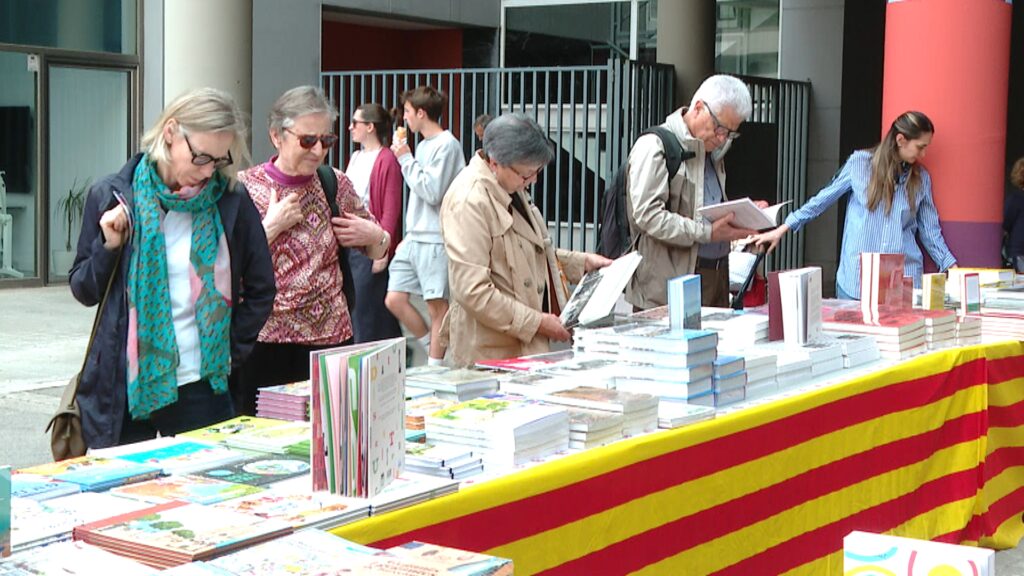 La Capital Mundial de l’Arquitectura escalfa motors per Sant Jordi | arquitectura, llibres, Sant Jordi