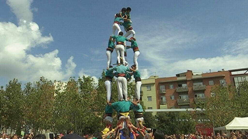 Barcelona tindrà nova colla de castells: neix la Colla Castellera d'Horta | associacionisme, castellers, cultura popular